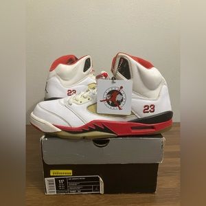 Air Jordan Retro 5 Fire Red 2006. 11.5M RARE RETRO ORIGINAL.
